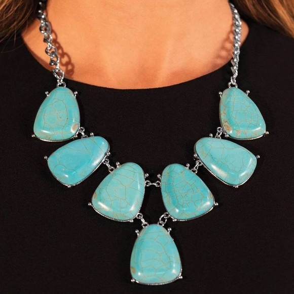 VINTAGE Geraldine Necklace Turquoise - Picture 1 of 4